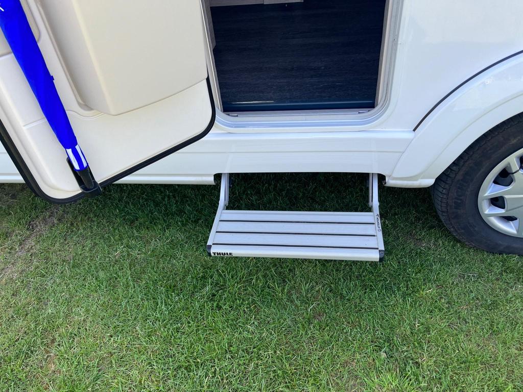 F-60 (Auto) SY23 UDL :: North 500 Motorhomes